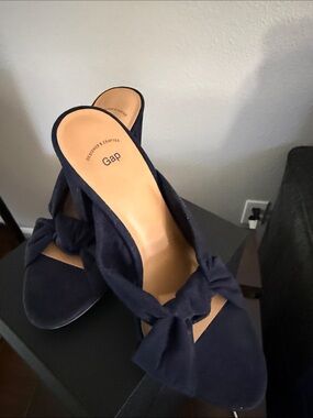 GAP Navy Knot-Front Slide Mules